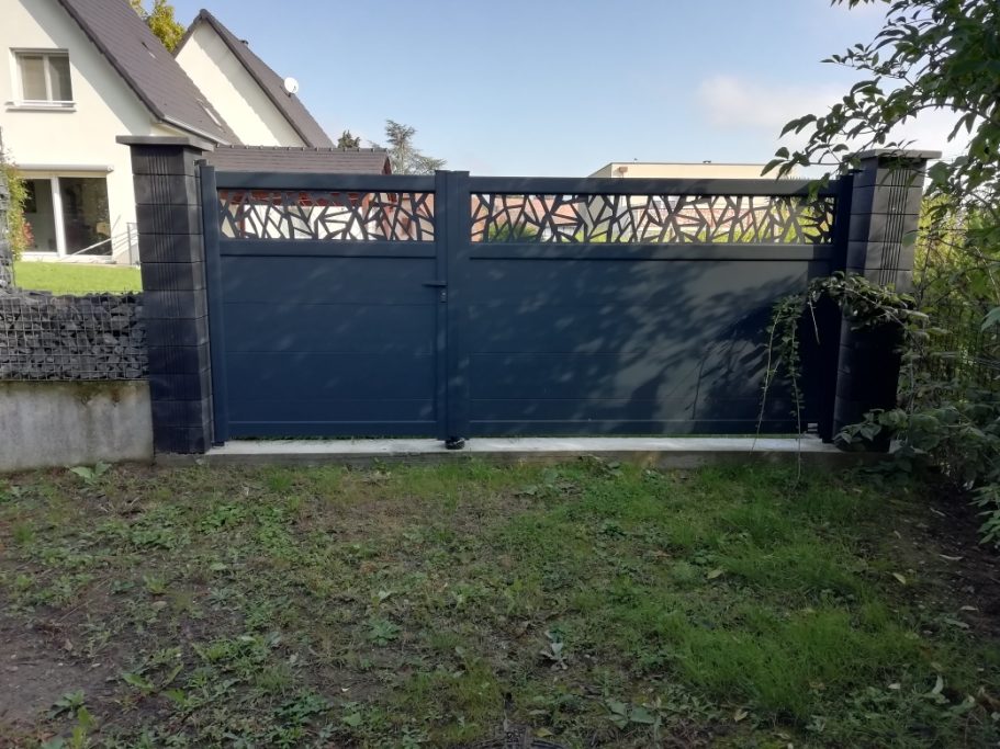 Après_Batzendorf_portail_aluminium_thermolaque_bas-rhin_alsace